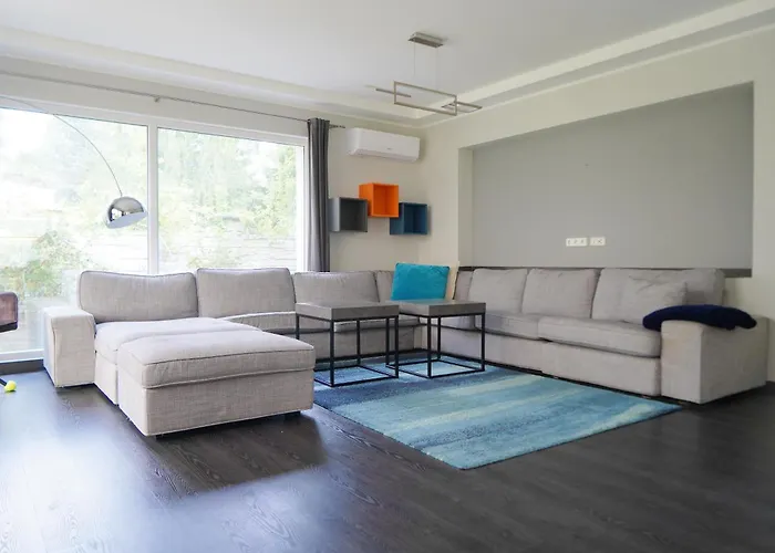Berlin Bound Retreat 3 Bedrooms